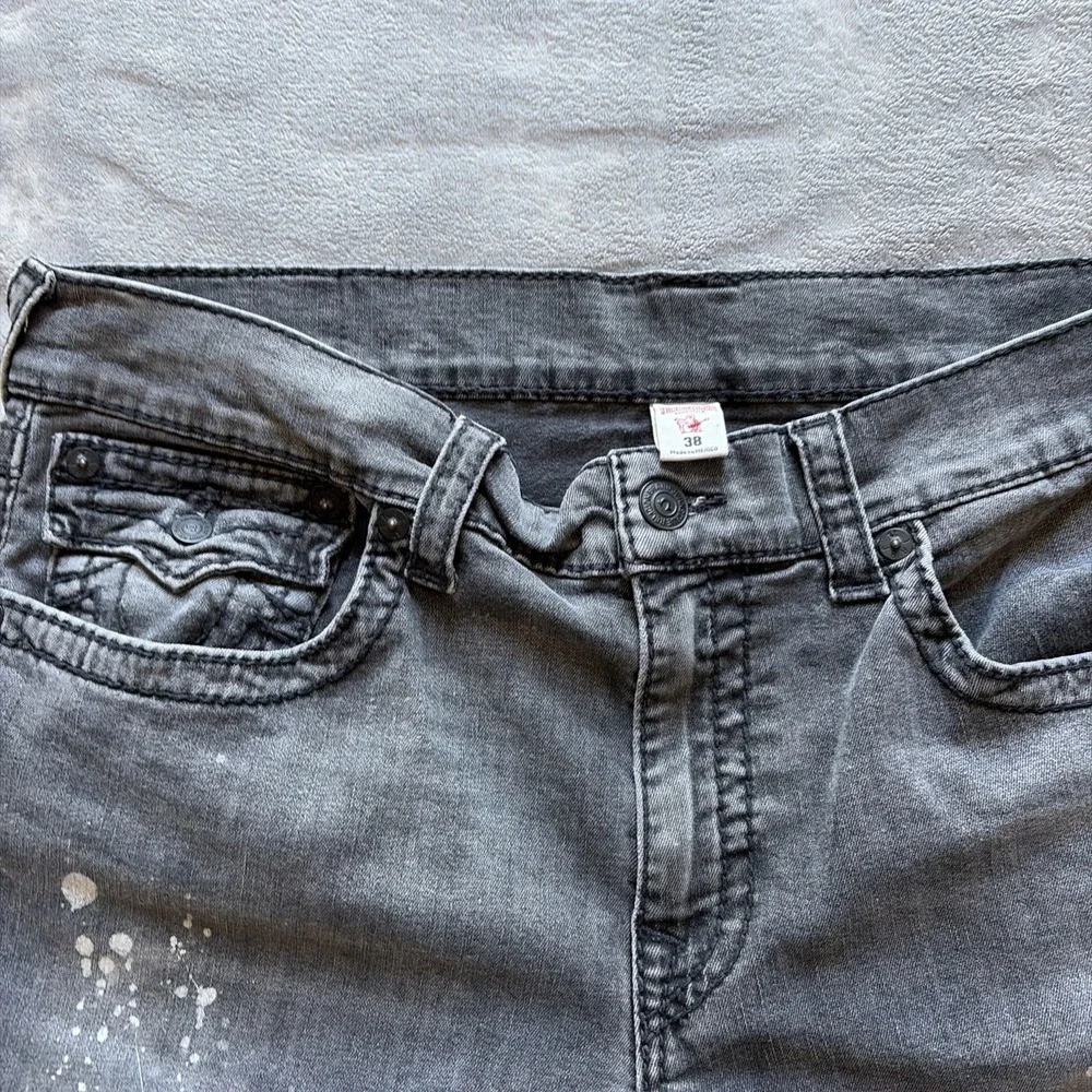 True Religion Jeans Mens 38x33 Black Flap Pocket Relaxed Straight Paint Splatter